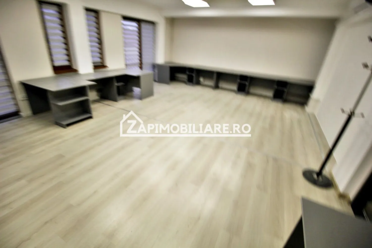 Spatiu de birou 60mp. cu parcare,zona Centrală