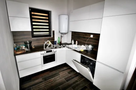 Casa de vacanță 4 camere la cheie,500mp teren,Câmpul Cetății