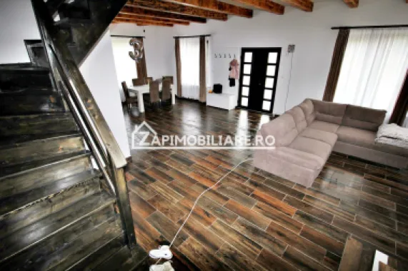 Casa de vacanță 4 camere la cheie,500mp teren,Câmpul Cetății