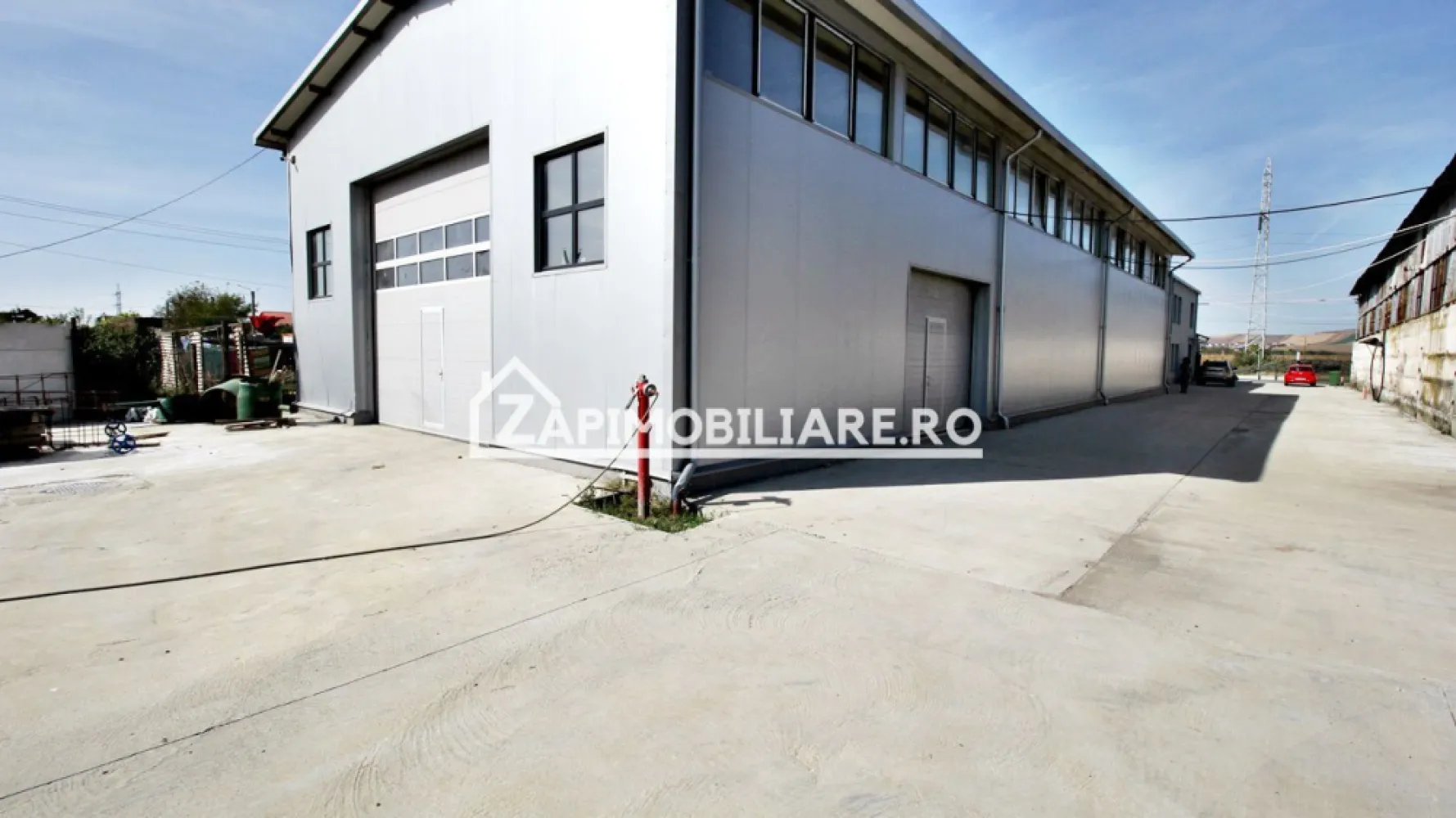 Hale de 1000mp.650mp.360mp.cu pod rulant birouri 200-80-50mp - De închiriat hale si birouri la parter recent renovate cu usi si geamuri tripan noi cu o suprafața utila de 1.000 mp cu pod rulant de 8 tone , birouri 200 mp, vestiare si băi 150 mp + teren cu suprafata de 1.200 mp la pretul de 6000 euro + tva
 -650 mp, cu pod rulant de 6 tone + birouri si vestiare la pretul de 5 euro mp + tva
- 360 mp+ birouri cu parcare parcare privată la prețul de 5 euro euro + tva 
- Zona Mureseni oferit de Zap Imobiliare
contact 0774048706 Bogdan
--------------------------------------------------------------------------------------------------------------------------------
Comisionul perceput este de 50% din valoarea primei chirii.Și se percepe o singură dată!
Acest anunț nu corespunde cerințelor tale? Sună la numărul afișat în anunț și unul dintre agenții noștri te va ajuta cu alte oferte personalizate în funcție de cerințele tale.