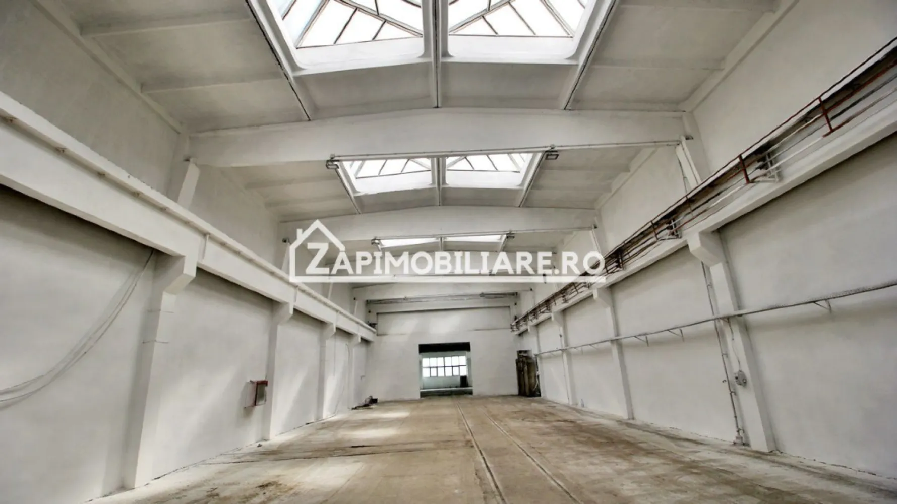 Hale de 1000mp.650mp.360mp.cu pod rulant birouri 200-80-50mp - De închiriat hale si birouri la parter recent renovate cu usi si geamuri tripan noi cu o suprafața utila de 1.000 mp cu pod rulant de 8 tone , birouri 200 mp, vestiare si băi 150 mp + teren cu suprafata de 1.200 mp la pretul de 6000 euro + tva
 -650 mp, cu pod rulant de 6 tone + birouri si vestiare la pretul de 5 euro mp + tva
- 360 mp+ birouri cu parcare parcare privată la prețul de 5 euro euro + tva 
- Zona Mureseni oferit de Zap Imobiliare
contact 0774048706 Bogdan
--------------------------------------------------------------------------------------------------------------------------------
Comisionul perceput este de 50% din valoarea primei chirii.Și se percepe o singură dată!
Acest anunț nu corespunde cerințelor tale? Sună la numărul afișat în anunț și unul dintre agenții noștri te va ajuta cu alte oferte personalizate în funcție de cerințele tale.