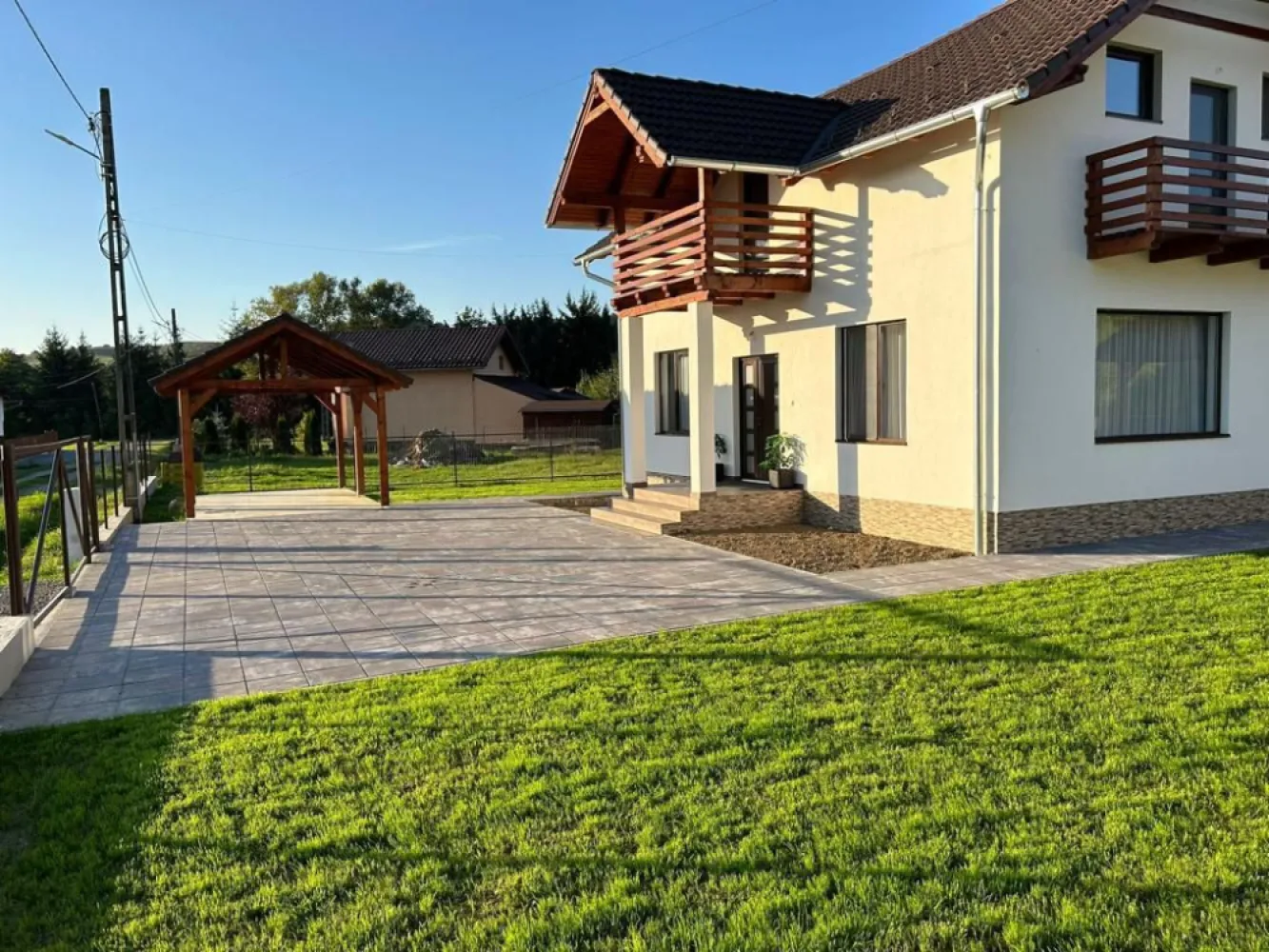 Casa de vacanță 4 camere la cheie,500mp teren,Câmpul Cetății