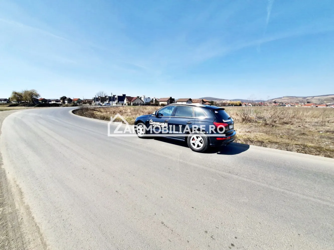 Teren 27.000 mp.deschidere la 2 drumuri ,75 euro mp. - De vânzare 27.000 mp. de teren intravilan în Sâncraiu de Mures, cu deschidere la 2 drumuri Nucului si Muresului
Terenul se vinde la pretul de 75 euro mp negociabil.
Contact 0774048706 Bogdan
Dacă vă place această ofertă - sau pentru alte informații sunați la numărul de contact din anunț! 0774048706 Bogdan
Compania Zap Imobiliare vă pune la dispoziție toate informațiile, actele și documentele necesare alături de asistență și consiliere permanentă până la finalizarea achiziției imobiliare. Ne dorim să îți oferim cea mai plăcută experiență.