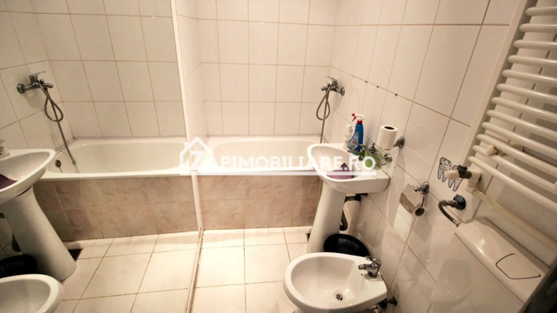 Casă / Spatiu birouri 10 camere , 222 mp utili,zona Central