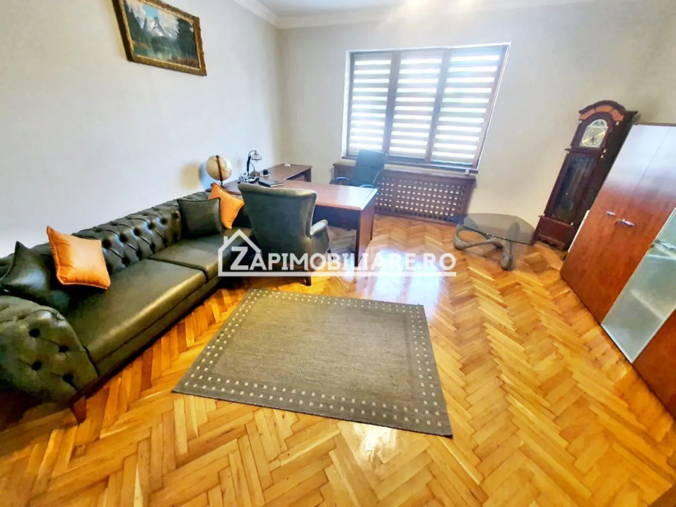 Spatiu de birouri 4 camere, zona Tribunal,100 mp - De închiriat spațiu de birouri situat la parter, 4 camere ,1 baie, 1 office,1 terasă cu foisor ,situat în zona Tribunal,ideal pentru birou Notarial, Avocatură, sedii firme, punct de lucru, birouri,cabinet medical, salon ,
Spațiul se închiriază la prețul de 1.000 euro.negociabil
Comisionul perceput este de 50% din valoarea primei chirii.Și se percepe o singură dată!
Acest anunț nu corespunde cerințelor tale? Sună la numărul afișat în anunț și unul dintre agenții noștri te va ajuta cu alte oferte personalizate în funcție de cerințele tale.