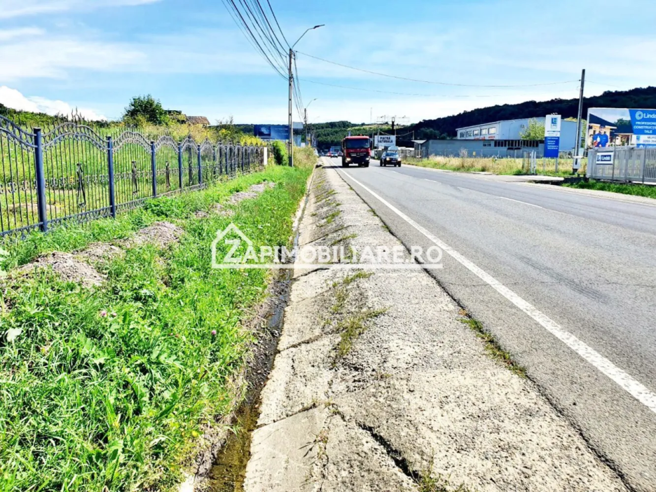 Teren intravilan 3.000 mp.cu deschidere de 40 m la E60 - De vănzare 3.000 mp.teren intravilan in Corunca cu utilitati langă teren cu deschidere de 40 m la E 60
Contact 0774048706 Bogdan
Terenul de 3.000 mp.se vinde la prețul de 150.000 Euro 50 euro mp.negociabil Comisionul este ZERO!
Contact 0774048706 Bogdan
Dacă vă place această ofertă - sau pentru alte informații sunați la numărul de contact din anunț! 0774048706 Bogdan
Compania Zap Imobiliare vă pune la dispoziție toate informațiile, actele și documentele necesare alături de asistență și consiliere permanentă până la finalizarea achiziției imobiliare.