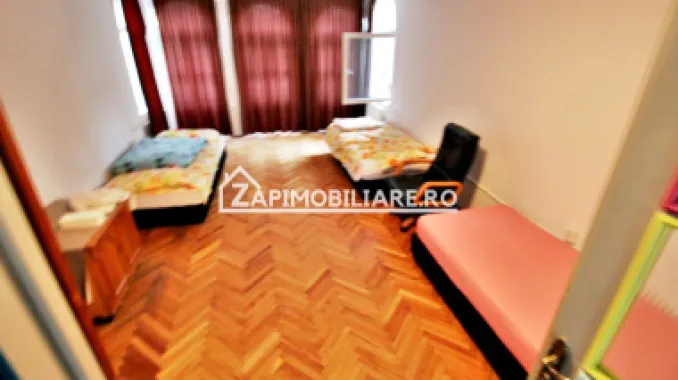 Cazare muncitori 10 camere,3 bucătării,5 băi,10.000 mp teren