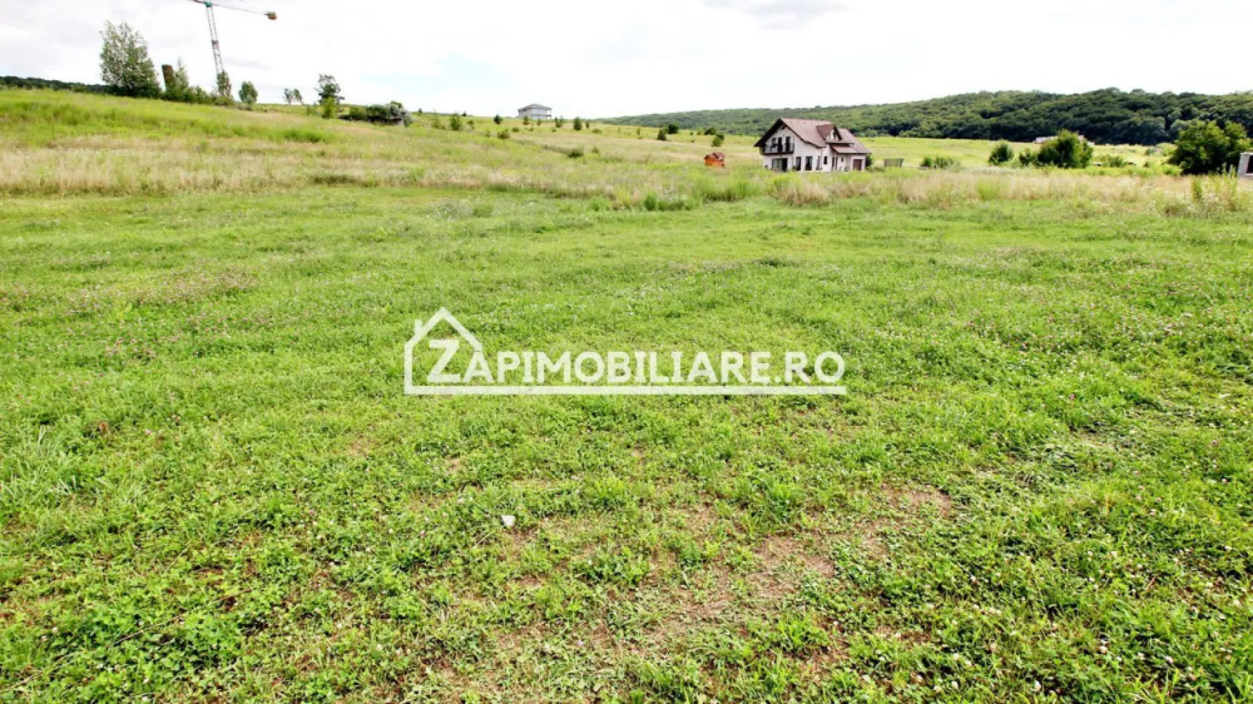 Teren 6.800mp teren cu deschidere de 100 m la drum asfaltat - Vă oferim spre vânzare un teren cu suprafața de 6.800 mp. situat în Livezeni cu deschidere de 100 m la strada Paraului
Contact 0774048706 Bogdan
Descriere:
- toate utilitățile langă teren 
- disponibile 1 parcelă de 11.800 mp teren la pretul de 50 euro mp
Cei interesați pot achiziționa terenul de 6.8000 mp la prețul de 340.000 EURO comision ZERO.
Dacă vă place această ofertă - sau pentru alte informații sunați la numărul de contact din anunț! 0774048706 Bogdan
Compania Zap Imobiliare vă pune la dispoziție toate informațiile, actele și documentele necesare alături de asistență și consiliere permanentă până la finalizarea achiziției imobiliare. Ne dorim să îți oferim cea mai plăcută experiență.