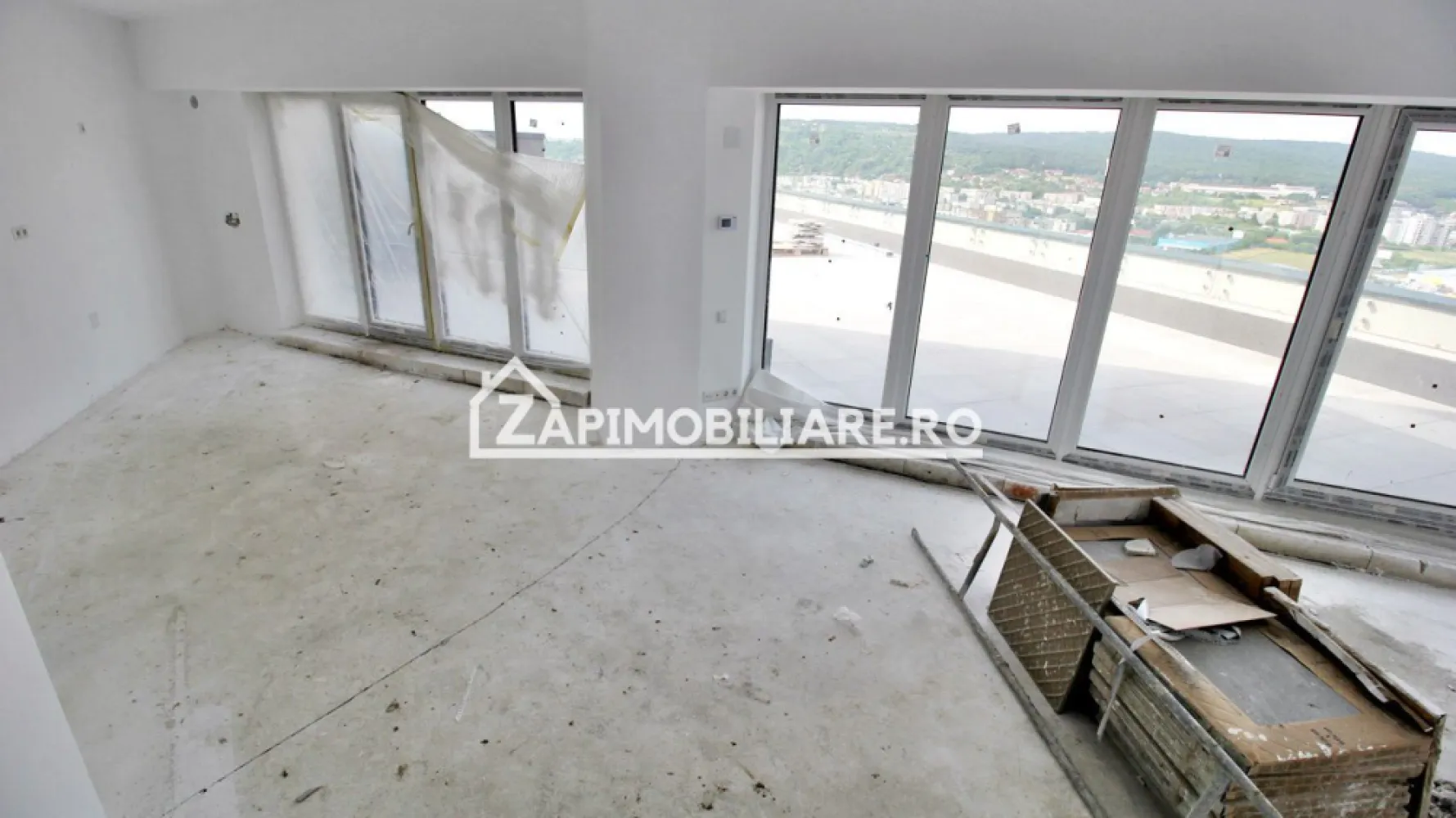 Penthous 3 cam,2 băi, bloc nou 221mp.terasa 116mp.zona Tudor