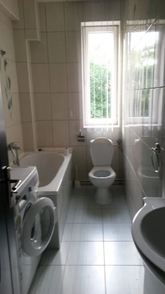 Apartament 2 camere,48 mp, semicentral