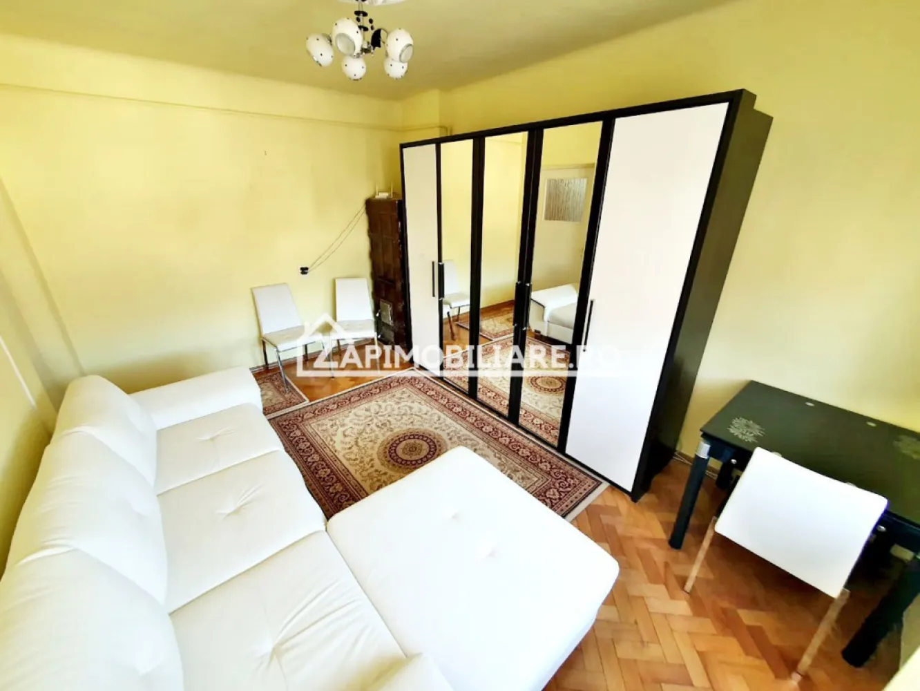 Apartament 2 camere,48 mp, semicentral