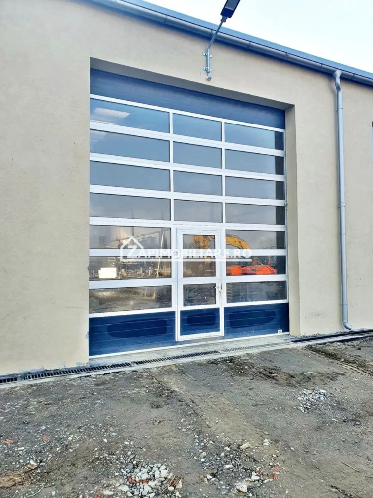 Hale la parter cu parcare privată 100 mp utili Budiului - De închiriat 3 hale la partere recent renovate cu usi noi, cu o suprafața utila de 100 mp + parcare privată la prețul de 660 euro + tva strada Budiului oferit de Zap Imobiliar
-dimensiuni 18x 6 x 5 m inaltimea
contact 0774048706 Bogdan
--------------------------------------------------------------------------------------------------------------------------------
Comisionul perceput este de 50% din valoarea primei chirii.Și se percepe o singură dată!
Acest anunț nu corespunde cerințelor tale? Sună la numărul afișat în anunț și unul dintre agenții noștri te va ajuta cu alte oferte personalizate în funcție de cerințele tale.