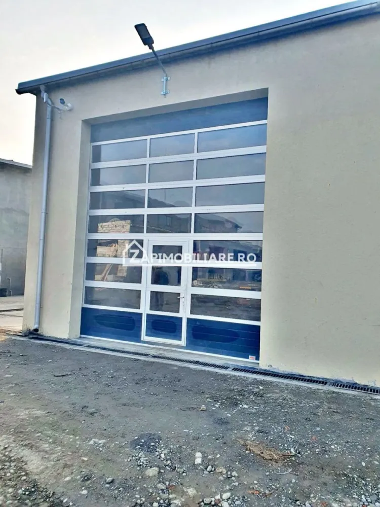 Hale la parter cu parcare privată 100 mp utili Budiului - De închiriat 3 hale la partere recent renovate cu usi noi, cu o suprafața utila de 100 mp + parcare privată la prețul de 660 euro + tva strada Budiului oferit de Zap Imobiliar
-dimensiuni 18x 6 x 5 m inaltimea
contact 0774048706 Bogdan
--------------------------------------------------------------------------------------------------------------------------------
Comisionul perceput este de 50% din valoarea primei chirii.Și se percepe o singură dată!
Acest anunț nu corespunde cerințelor tale? Sună la numărul afișat în anunț și unul dintre agenții noștri te va ajuta cu alte oferte personalizate în funcție de cerințele tale.