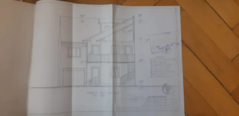 Central - Casa + Spatiu comercial stradal - Strada Predeal