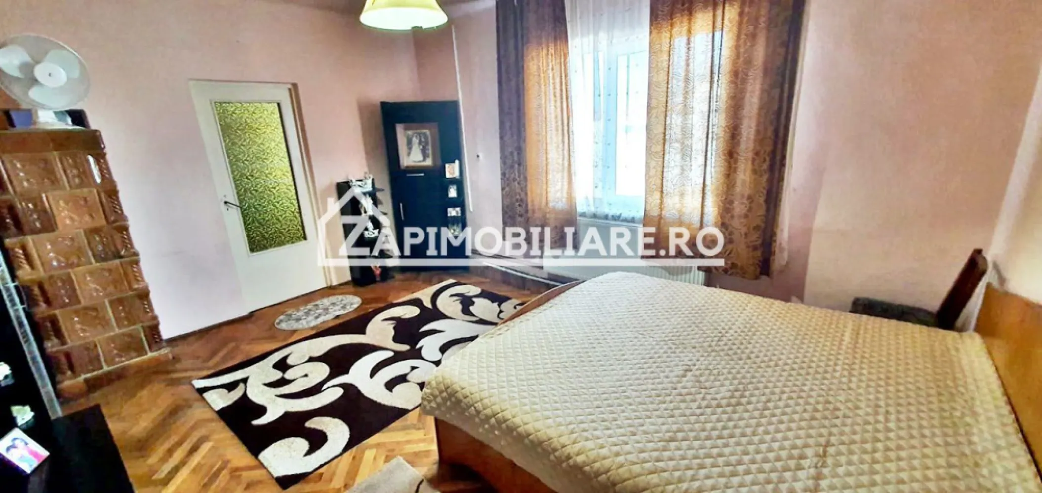 Casa singur in curte - Mureseni - Contact ⓪⑦②③ ②②③ ⑧⑧⑥ Cosmin Ruta

De vânzare casă, singur în curte situată in cartierul Mureseni, suprafața utilă de 100.mp amplasată pe un teren cu suprafața de 672 mp, cu acces auto in curtel.
Detalii:
- centrală termică, calorifere, geamuri termopan
- pereții sunt din cărămidă, acoperișul de tablă
- pivniță, pod , terasa.
Utilitați:
- curent, apă, gaz, canalizare

Casa se vinde la la prețul de 119.990 Euro negociabil. Comision ZERO!

Daca vă place această ofertă sau pentru alte informații sunați la numărul de contact din anunț!
Compania Zap Imobiliare vă pune la dispoziție toate actele și documentele necesare alături de asistență și consiliere permanentă până la finalizarea achiziției imobiliare.