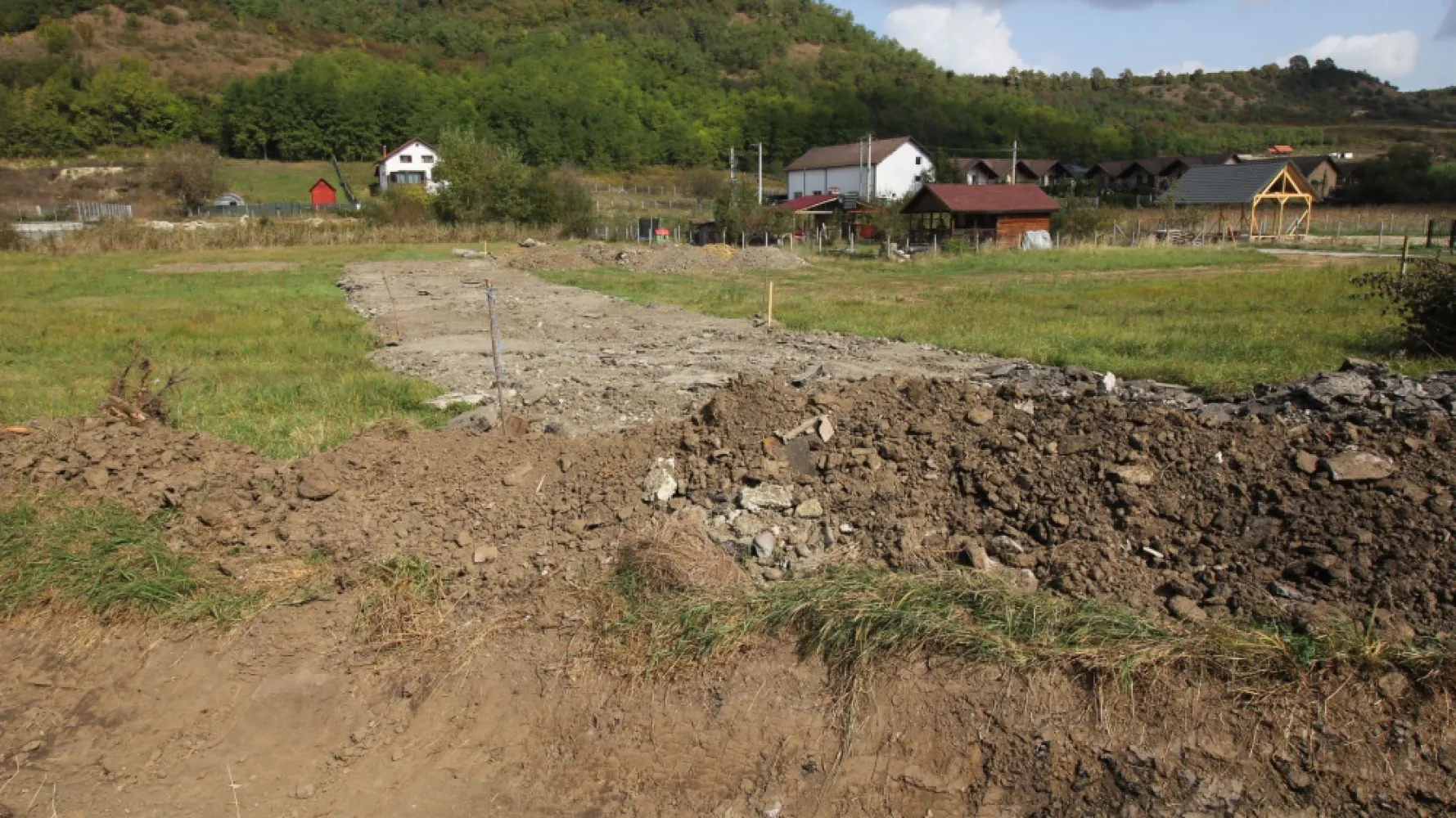 Teren 780mp, PUG aprobat, Livezeni,drum asfaltat
