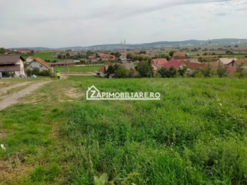 Teren intravilan 2248 mp - Nazna