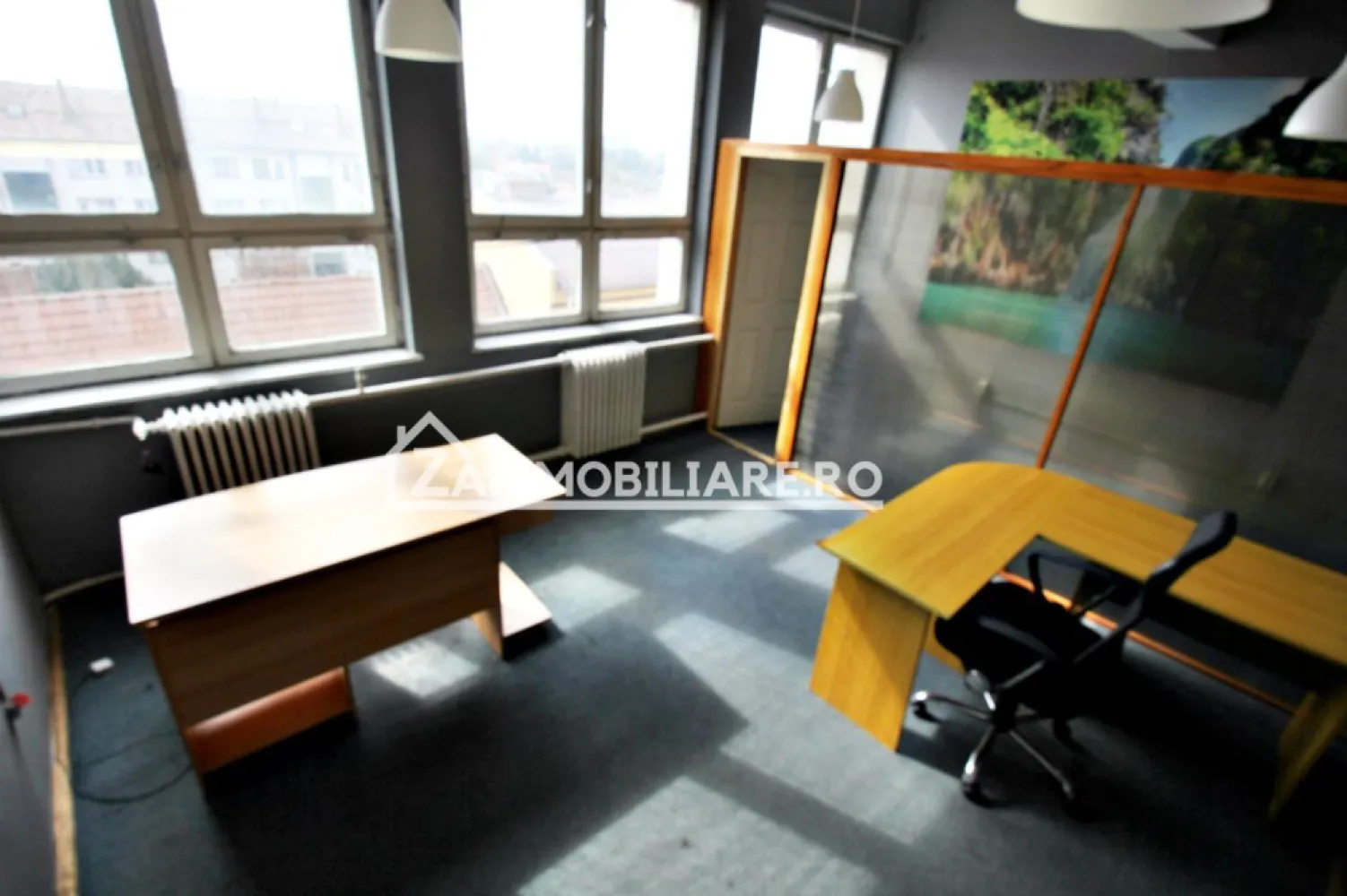 Spațiu birou 20 mp, central,utilităti incluse in pret