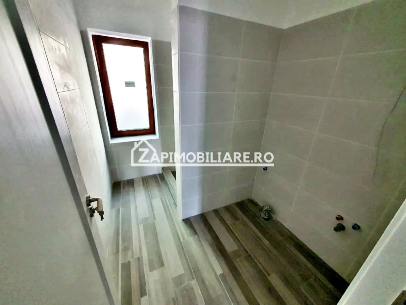 Casa premium 4 camere,2băi,120 mp, 550mp teren,