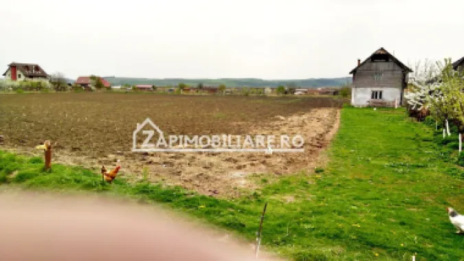 Teren 5800 mp,150m de Aeroport deschidere 58m la E60,20 euro