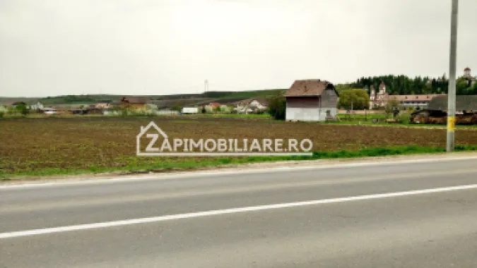Teren 5800 mp,150m de Aeroport deschidere 58m la E60,20 euro