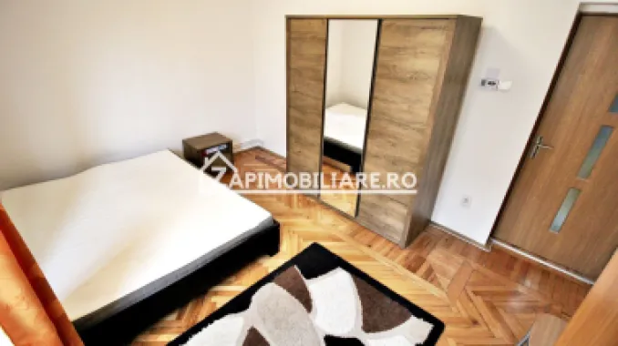 Apartament 2 camere, 1 pivniță, 55 mp,et 1,aproape de Centru
