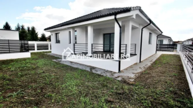 Casă la cheie pe 1 nivel 4 camere 2 băi,145 mp,500 mp teren
