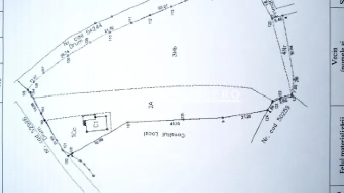 Casă 140 mp, 5800 mp teren, intravilan + Lac zona Vațman, Corunca