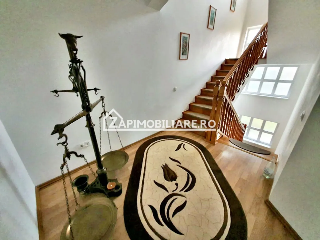 Casa 6 camere, 295 mp.utili, 1.000 mp teren, cartier Unirii