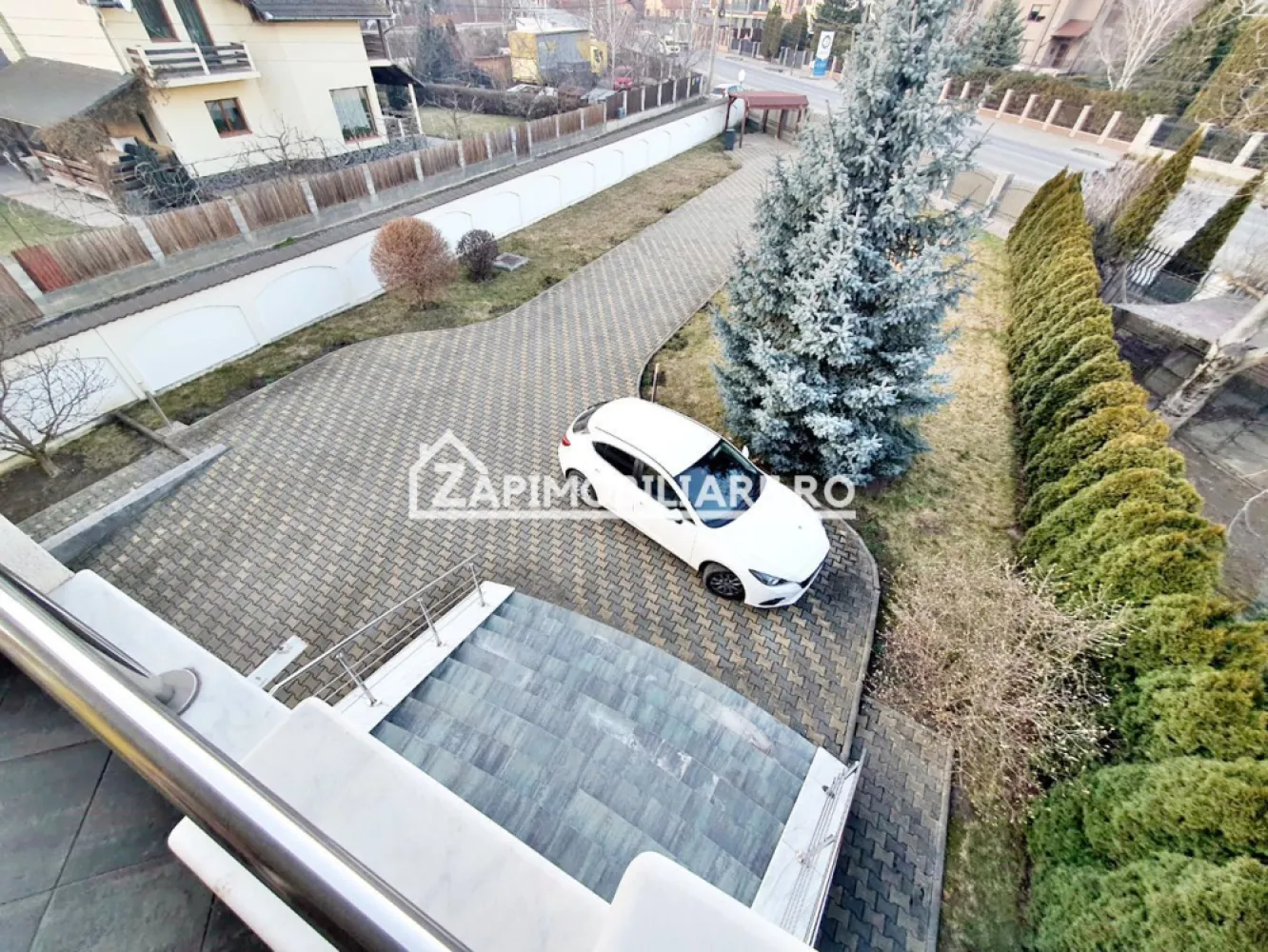 Casa 6 camere, 295 mp.utili, 1.000 mp teren, cartier Unirii