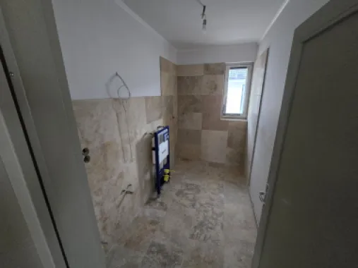 Casa la cheie 130mp 4 camere,2 băi,700mp teren,Livezeni