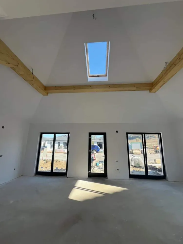 Casa la cheie 130mp 4 camere,2 băi,700mp teren,Livezeni