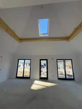 Casa la cheie 130mp 4 camere,2 băi,700mp teren,Livezeni