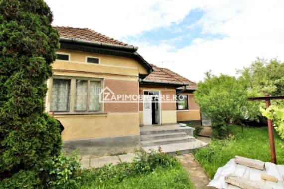 Unirii - Teren intravilan 4800 mp - la sosea