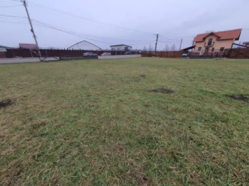 Teren 6.130 mp. deschidere la 2 drumuri 110 euro mp