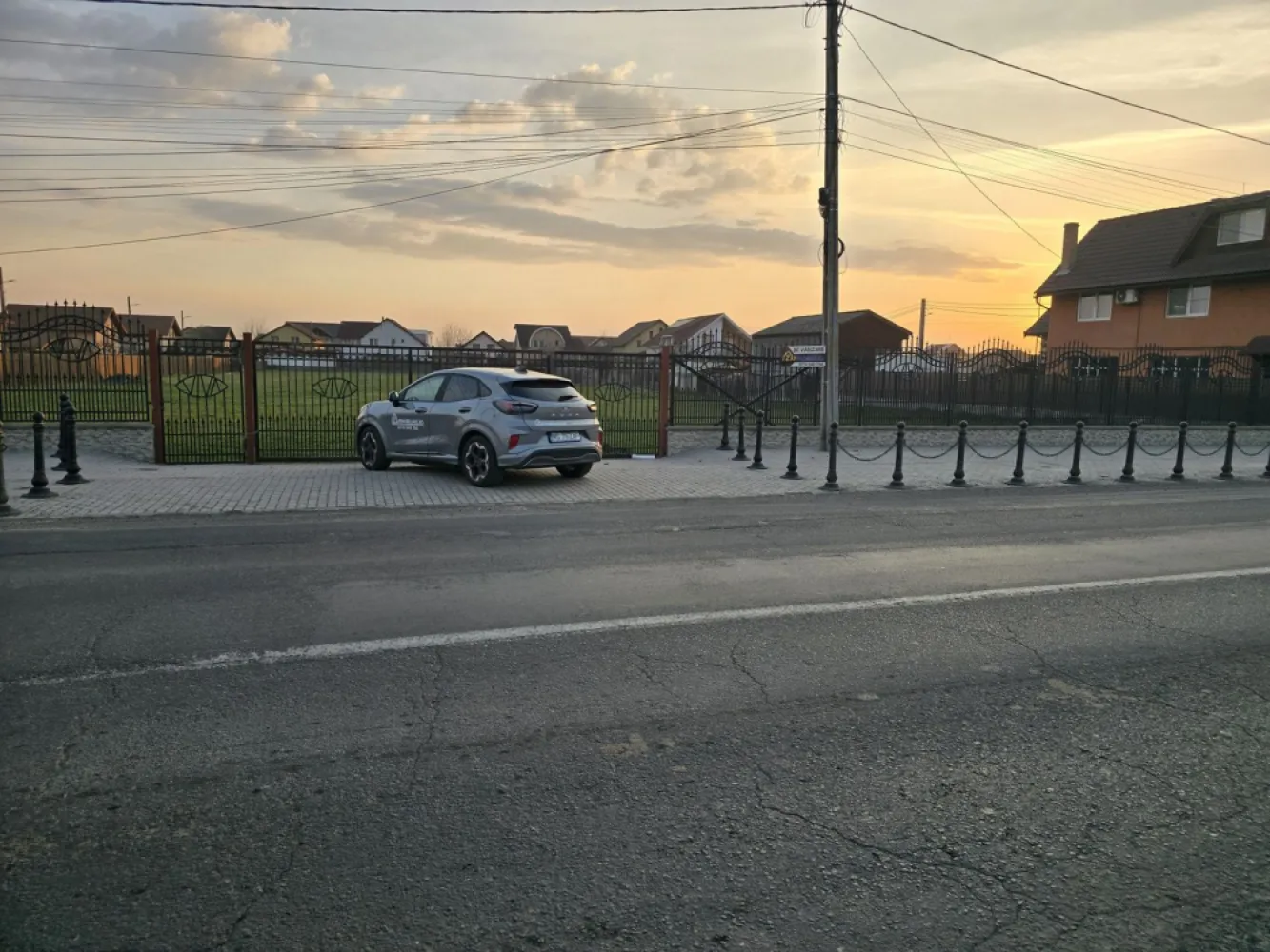 Teren 6.130 mp. deschidere la 2 drumuri 110 euro mp