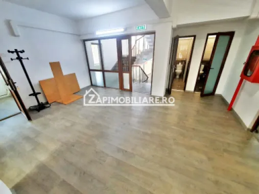 Spatii birouri,recent renovate si mobilate