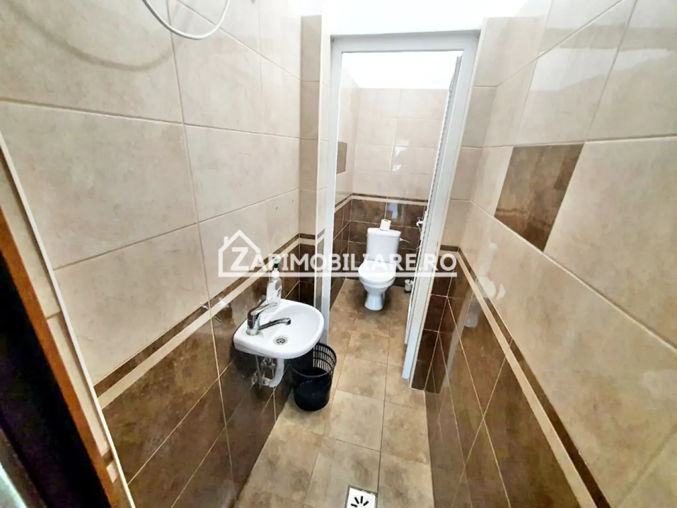 Spatii birouri,recent renovate si mobilate