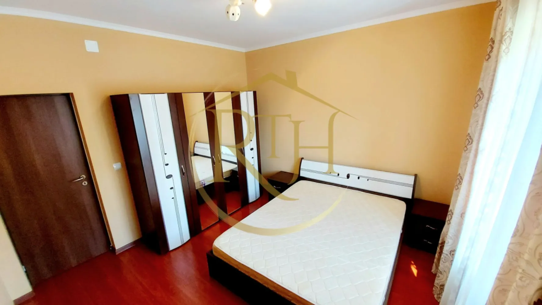 Oferim spre inchiriere casa-duplex,4 camere,Dumbravita aproape de Lidl