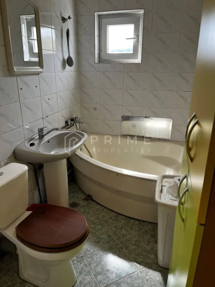 Apartament 3 camere luminos | Dâmbu Pietros,