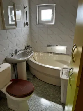 Apartament 3 camere luminos | Dâmbu Pietros,