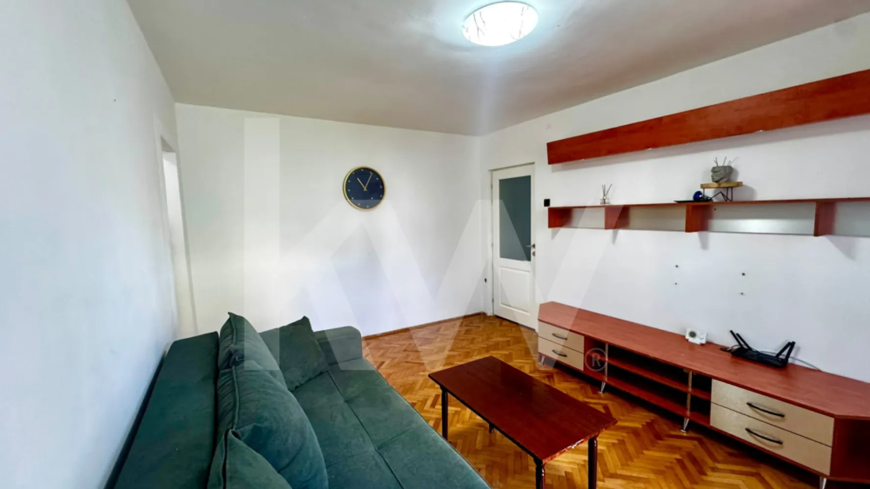 Apartament 2 camere - Se închiriază apartament semidecomandat cu 2 camere, situat la etajul 3, ideal pentru un cuplu, o persoană singură sau o familie. Locuința dispune de bucătărie separată, baie, balcon, pivniță și acces la uscătorie.

Apartamentul este luminos, bine compartimentat și oferă un spațiu confortabil și practic pentru locuit. Balconul reprezintă un loc ideal pentru relaxare, iar pivnița și uscătoria adaugă un plus de utilitate.

Imobilul este pet friendly, astfel încât animalele de companie sunt binevenite.

Caracteristici:

2 camere semidecomandate
Bucătărie separată
Baie
Balcon
Pivniță
Acces uscătorie
Etaj 3
Pet friendly