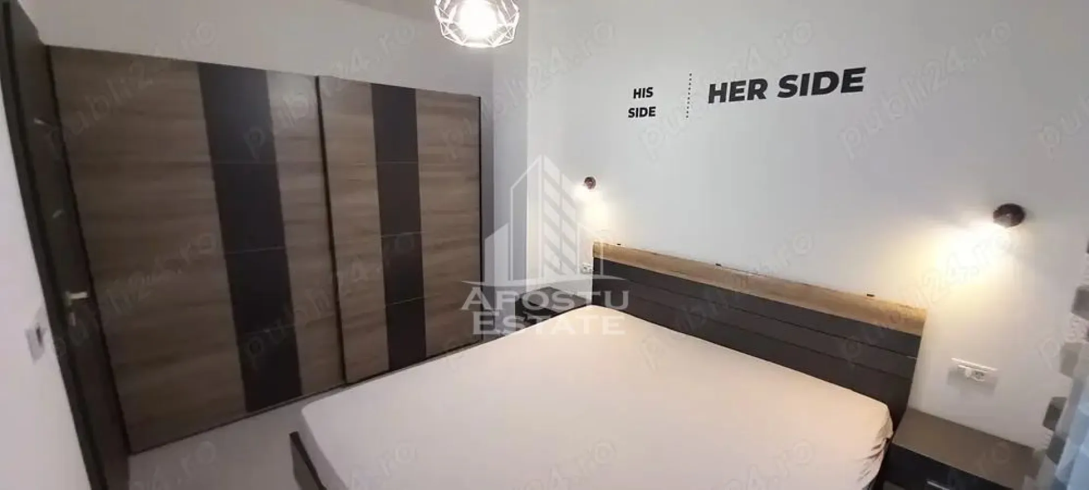 Inchiriez Apartament 2 camere NOU - LUX, Adora Park cu gradina - gradina terasa mare 30mp, la parter, Apartament NOU, 
Apartamentul este situat in cartierul rezidential ADORA PARK in Blocul 5, Zona UTA, Calea Victoriei - Str. Cocorilor Nr. 48, in apropiere de Universitatea Vasile Goldis, Spitalul Judetean, Atrium Mall si AFI Mall.
Apartamentul este amenajat si utilat complet, dotat cu: mobilier nou la comanda:
Dormitor cu pat matrimonial King-size de 180 200 cm, dulap mare, noptiere cu sertare, veioze
Living: masa de sticla cu 4 scaune model scandinav, coltar extensibil, smart TV, comoda TV, covor
Hol:: dulap mare incorporat tip dressing
Baie dotata cu vana
Bucatarie separata cu iesire pe terasa dotata cu: mobila noua la comanda cu inchidere soft-close si electrocasnice noi: cuptor electric, plita din sticla pe gaz, chiuveta de granit, hota de sticla, frigider cu congelator, masina de spalat vase, masina de spalat rufe cu uscator.
Apartamentul este dotat cu video-interfon, centrala pe gaz cu incalzire in pardosea si reglaj temperatura independent cu termostat pe fiecare zona (reglaj individual pe bucatarie, living si dormitor).
Disponibil la zi. inchirez pe termen lung. NU accept cu animale de companie.
Pret chirie lunara 435 euro + garantie 435 euro.