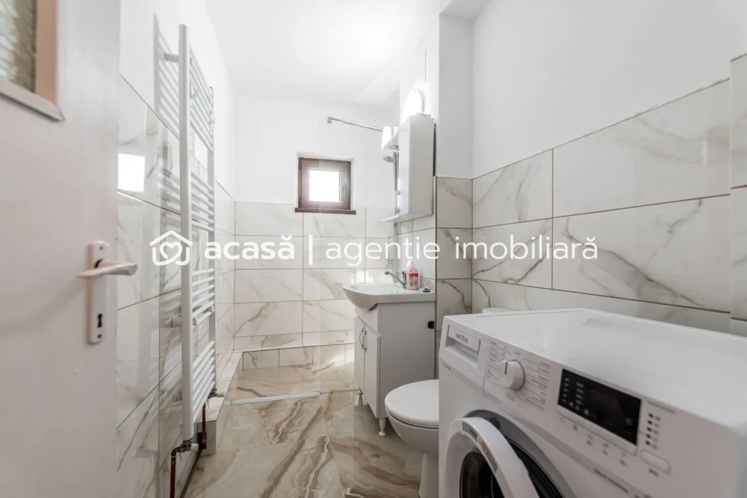 Apartament renovat cu 2 camere Micalaca etaj 3 Comision 0