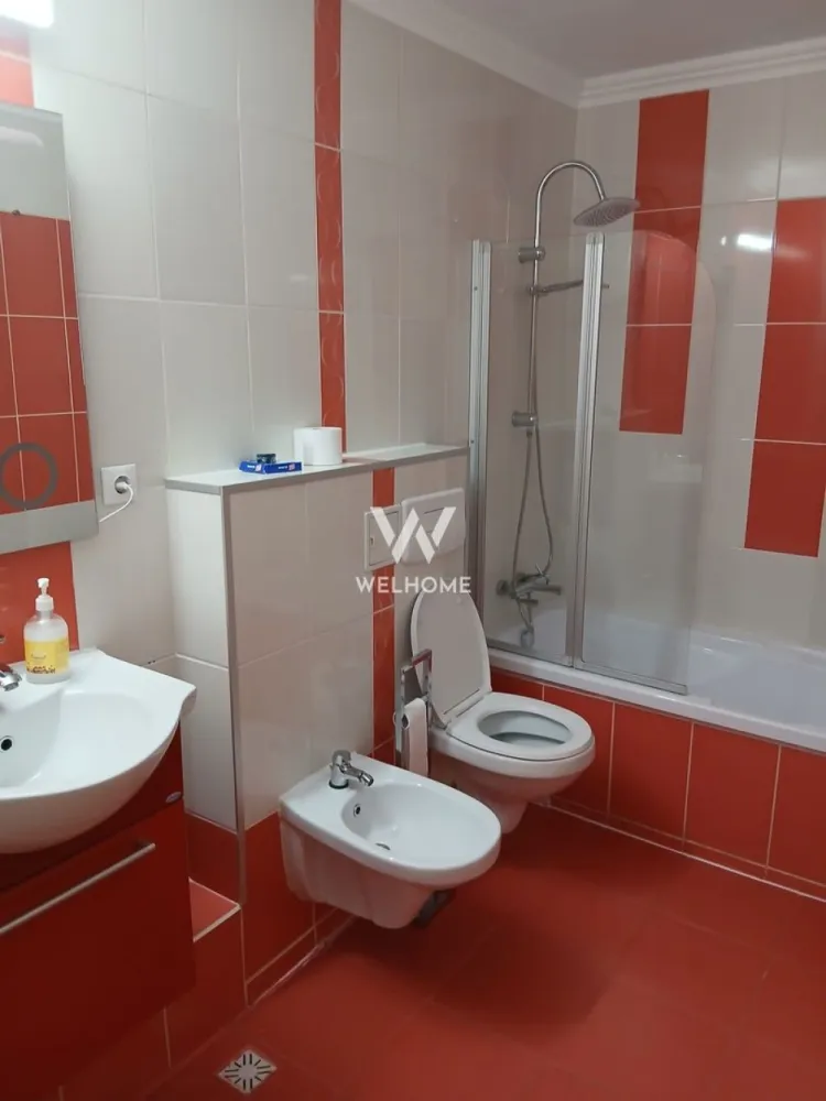 Apartament 3 camere de închiriat – spațios, luminos, gata de mutat