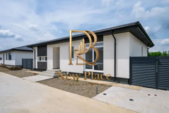 Logo NEW PLACE REAL ESTATES logo