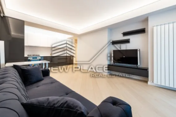Logo NEW PLACE REAL ESTATES logo