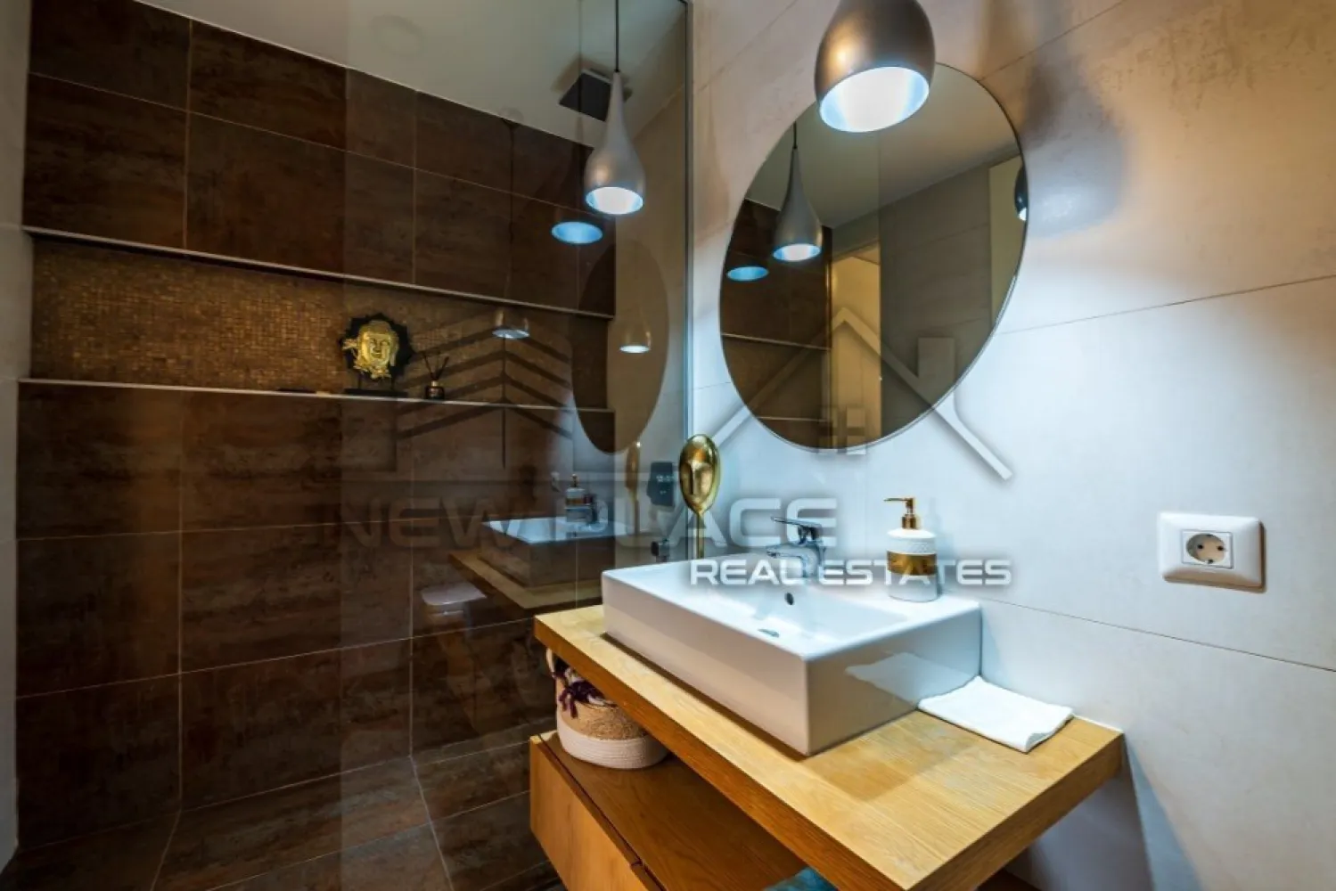 Apartament exclusivist | Terasa de 96 mp | Poze Reale | Lux