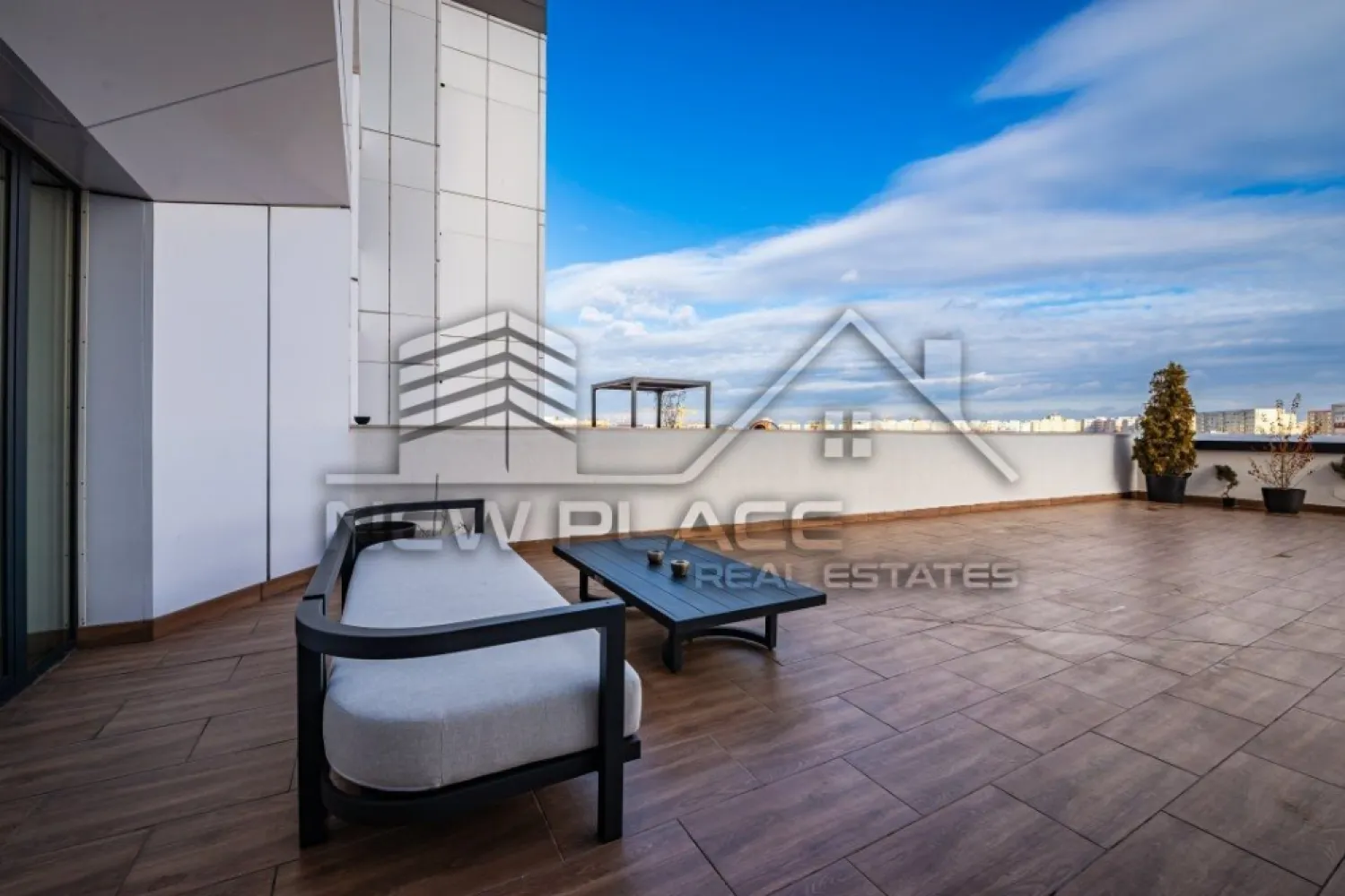 Apartament exclusivist | Terasa de 96 mp | Poze Reale | Lux
