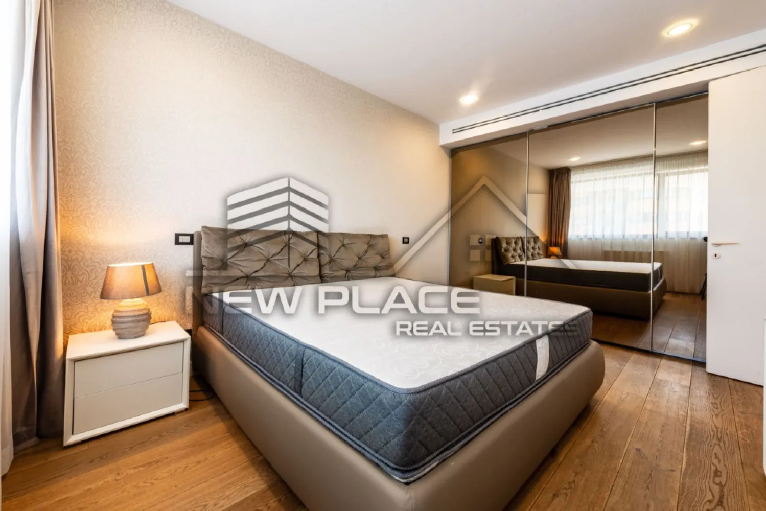 Cortina Residence | Exclusivitate | 950 Eur+TVA | Mobila Rovere | LUX